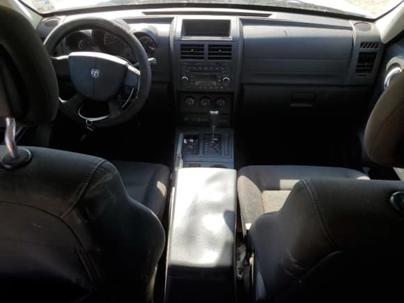 ✅ 2011 Dodge Nitro Heat • VIN: 1D4PT4GK4BW603766 • Lot: 92179635. Listed on Copart with 252,313 mi. Free auction sales archive from the USA and detailed vehicle history report at DreamBid. Image 8.