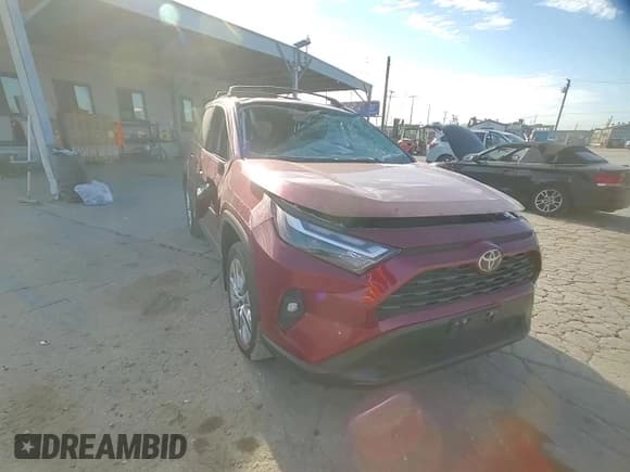 ✅ 2024 Toyota RAV4 XLE Premium • VIN: 2T3C1RFV2RW336579 • Lot: 82359195. Wystawiony na Copart z przebiegiem 4 736 mil. Bezpłatny archiwum sprzedaży aukcyjnych z USA i szczegółowy raport historii pojazdu na DreamBid. Zdjęcie 15.
