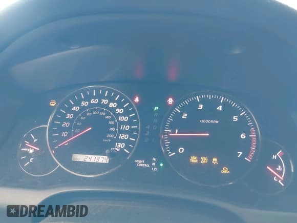 ✅ 2006 Lexus GX 470 • VIN: JTJBT20X160100705 • Lot: 42869228. Wystawiony na IAAI z przebiegiem 241 974 mil. Bezpłatny archiwum sprzedaży aukcyjnych z USA i szczegółowy raport historii pojazdu na DreamBid. Zdjęcie 7.