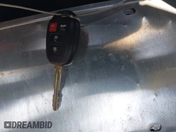 ✅ 2014 Toyota Corolla LE Eco • VIN: 5YFBPRHE9EP072014 • Lot: 43012589. Wystawiony na IAAI z przebiegiem 123 305 mil. Bezpłatny archiwum sprzedaży aukcyjnych z USA i szczegółowy raport historii pojazdu na DreamBid. Zdjęcie 11.