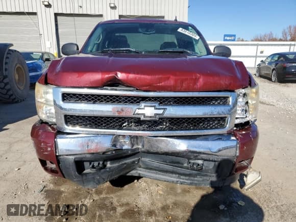 ✅ 2008 Chevrolet Silverado 1500 2LT • VIN: 1GCEC19J88Z276772 • Lot: 83610304. Wystawiony na Copart z przebiegiem 196 689 mil. Bezpłatny archiwum sprzedaży aukcyjnych z USA i szczegółowy raport historii pojazdu na DreamBid. Zdjęcie 5.