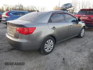 ✅ 2013 Kia Forte EX • VIN: KNAFU4A21D5651584 • Лот: 43712754. Опубликован ранее на IAAI с пробегом 89 659 миль. Бесплатный доступ к архиву аукционных продаж из США и подробный отчёт об истории автомобиля на DreamBid. Изображение 4.