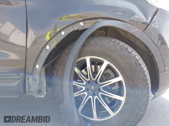 ✅ 2013 Ford Explorer • VIN: 1FM5K7B85DGC05785 • Lot: 42489318. Wystawiony na IAAI z przebiegiem 312 117 mil. Bezpłatny archiwum sprzedaży aukcyjnych z USA i szczegółowy raport historii pojazdu na DreamBid. Zdjęcie 6.