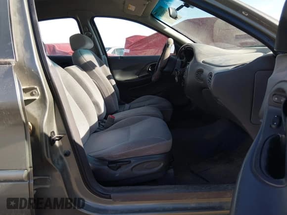 ✅ 1999 Ford Taurus SE • VIN: 1FAFP53U1XG314975 • Lot: 43888557. Wystawiony na IAAI z przebiegiem 109 373 mil. Bezpłatny archiwum sprzedaży aukcyjnych z USA i szczegółowy raport historii pojazdu na DreamBid. Zdjęcie 5.