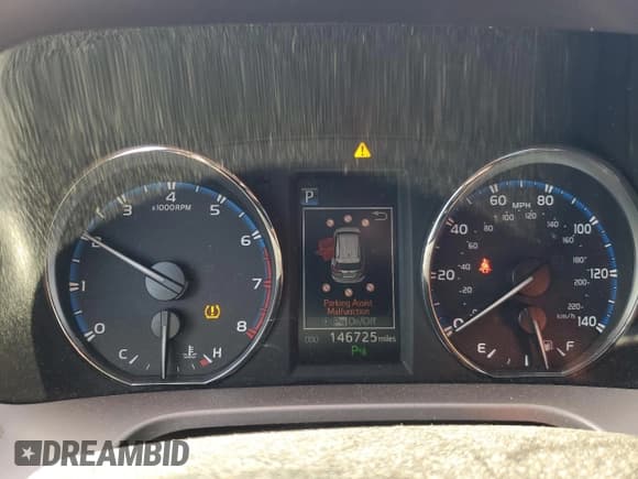 ✅ 2016 Toyota RAV4 Limited • VIN: JTMYFREV8GJ098113 • Lot: 85704325. Wystawiony na Copart z przebiegiem 146 725 mil. Bezpłatny archiwum sprzedaży aukcyjnych z USA i szczegółowy raport historii pojazdu na DreamBid. Zdjęcie 9.