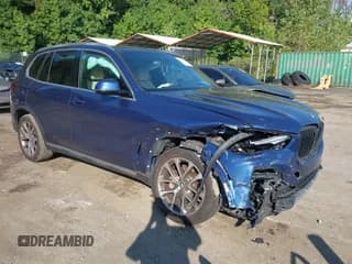 ✅ 2022 BMW X5 xDrive40i • VIN: 5UXCR6C07N9N32963 • Lot: 43247805. Listed on IAAI with 32,167 mi. Free auction sales archive from the USA and detailed vehicle history report at DreamBid. Image 1.