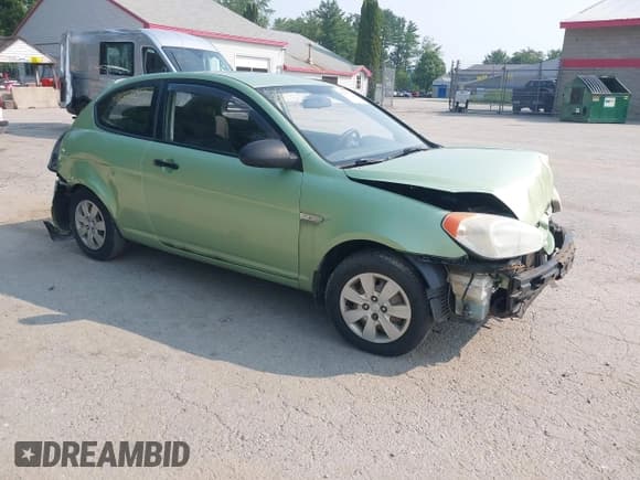 ✅ 2008 Hyundai Accent GS • VIN: KMHCM36C98U103843 • Лот: 42657397. Опубликован ранее на IAAI с пробегом 197 204 миль. Бесплатный доступ к архиву аукционных продаж из США и подробный отчёт об истории автомобиля на DreamBid. Изображение 1.