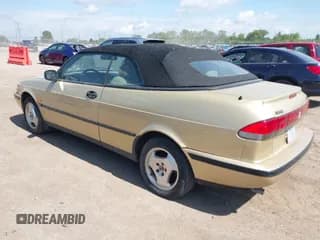 ✅ 1998 Saab 900 • VIN: YS3DD78B3W7002788 • Lot: 42584479. Wystawiony na IAAI z przebiegiem 96 720 mil. Bezpłatny archiwum sprzedaży aukcyjnych z USA i szczegółowy raport historii pojazdu na DreamBid. Zdjęcie 3.