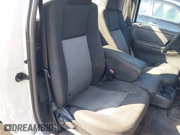 ✅ 2006 Ford Ranger XL • VIN: 1FTYR10D66PA10324 • Лот: 43732230. Опубликован ранее на IAAI с пробегом 222 752 миль. Бесплатный доступ к архиву аукционных продаж из США и подробный отчёт об истории автомобиля на DreamBid. Изображение 8.