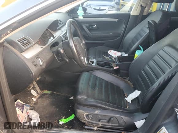 ✅ 2013 Volkswagen CC R-Line • VIN: WVWBP7AN4DE547336 • Lot: 90855275. Listed on Copart with 88,165 mi. Free auction sales archive from the USA and detailed vehicle history report at DreamBid. Image 7.