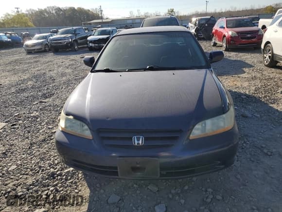 ✅ 2002 Honda Accord LX • VIN: 1HGCG66502A113248 • Lot: 91806595. Wystawiony na Copart z przebiegiem 185 618 mil. Bezpłatny archiwum sprzedaży aukcyjnych z USA i szczegółowy raport historii pojazdu na DreamBid. Zdjęcie 5.