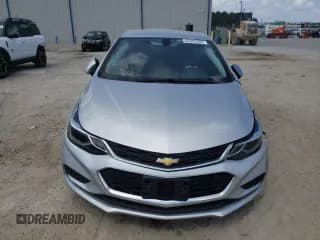 ✅ 2017 Chevrolet Cruze LT • VIN: 1G1BE5SM4H7248142 • Lot: 65443353. Listed on Copart with 81,940 mi. Free auction sales archive from the USA and detailed vehicle history report at DreamBid. Image 5.
