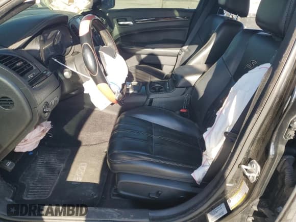 ✅ 2016 Chrysler 300 S • VIN: 2C3CCABT7GH287266 • Lot: 42854765. Listed on Copart with 107,540 mi. Free auction sales archive from the USA and detailed vehicle history report at DreamBid. Image 7.