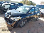 ✅ 2020 Nissan Kicks S • VIN: 3N1CP5BV7LL504568 • Lot: 43522364. Listed on IAAI with 114,007 mi. Free auction sales archive from the USA and detailed vehicle history report at DreamBid. Image 2.