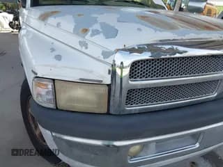 ✅ 1997 Dodge 1500 • VIN: 1B7HC13ZXVJ553234 • Lot: 43284163. Wystawiony na IAAI z przebiegiem 228 059 mil. Bezpłatny archiwum sprzedaży aukcyjnych z USA i szczegółowy raport historii pojazdu na DreamBid. Zdjęcie 6.