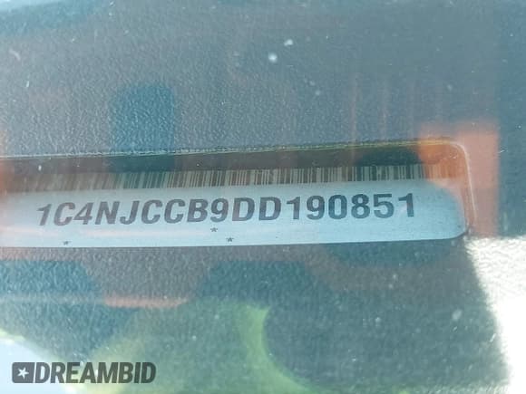✅ 2013 Jeep Compass Limited • VIN: 1C4NJCCB9DD190851 • Lot: 43655354. Listed on IAAI with 243,137 mi. Free auction sales archive from the USA and detailed vehicle history report at DreamBid. Image 9.