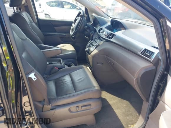 ✅ 2011 Honda Odyssey Touring • VIN: 5FNRL5H94BB508457 • Lot: 42607918. Listed on IAAI with 490,827 mi. Free auction sales archive from the USA and detailed vehicle history report at DreamBid. Image 5.