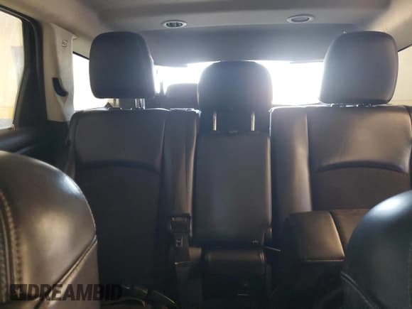 ✅ 2017 Dodge Journey Crossroad Plus • VIN: 3C4PDDGG2HT577737 • Lot: 84228525. Listed on Copart with 119,436 mi. Free auction sales archive from the USA and detailed vehicle history report at DreamBid. Image 10.