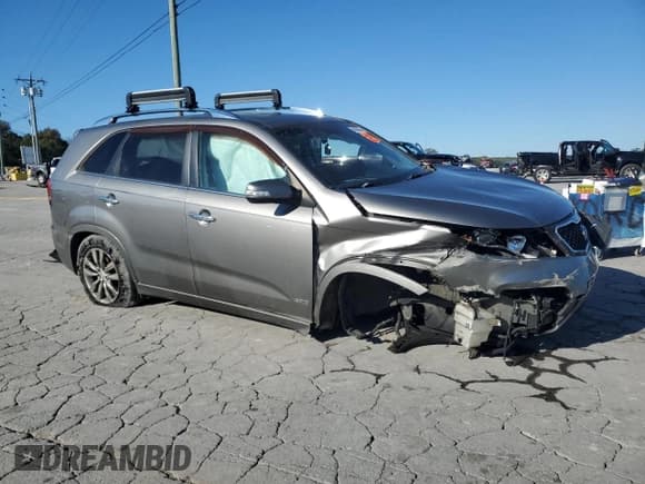 ✅ 2011 Kia Sorento SX • VIN: 5XYKWDA27BG145774 • Lot: 85880375. Wystawiony na Copart z przebiegiem Nie podano. Bezpłatny archiwum sprzedaży aukcyjnych z USA i szczegółowy raport historii pojazdu na DreamBid. Zdjęcie 4.