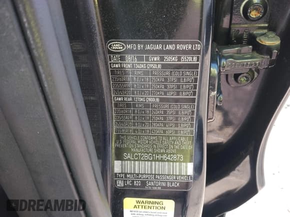 ✅ 2017 Land Rover Discovery Sport HSE Luxury • VIN: SALCT2BG1HH642873 • Lot: 43127172. Wystawiony na IAAI z przebiegiem 103 027 mil. Bezpłatny archiwum sprzedaży aukcyjnych z USA i szczegółowy raport historii pojazdu na DreamBid. Zdjęcie 9.