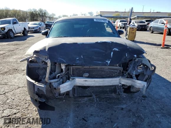 ✅ 2002 Audi TT • VIN: TRUWC28N521038985 • Lot: 82837794. Wystawiony na Copart z przebiegiem 209 776 mil. Bezpłatny archiwum sprzedaży aukcyjnych z USA i szczegółowy raport historii pojazdu na DreamBid. Zdjęcie 5.