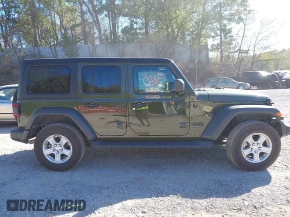 ✅ 2022 Jeep Wrangler Unlimited Sport S • VIN: 1C4HJXDG4NW249924 • Lot: 43383160. Listed on IAAI with 43,361 mi. Free auction sales archive from the USA and detailed vehicle history report at DreamBid. Image 13.