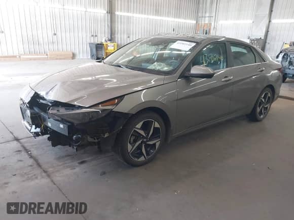 2023 Hyundai Elantra Limited z VIN KMHLN4AJ8PU051936, wystawiony jako IAAI lot #43202140 z przebiegiem 55 720 mil mil oraz . Historia ofert i sprzedaży dostępna na DreamBid. Obrazek 18.