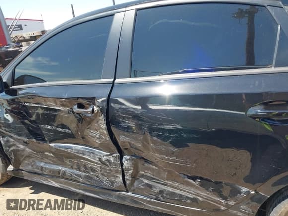 ✅ 2019 Kia Forte S • VIN: 3KPF34AD8KE021781 • Lot: 43120193. Wystawiony na IAAI z przebiegiem 103 817 mil. Bezpłatny archiwum sprzedaży aukcyjnych z USA i szczegółowy raport historii pojazdu na DreamBid. Zdjęcie 14.