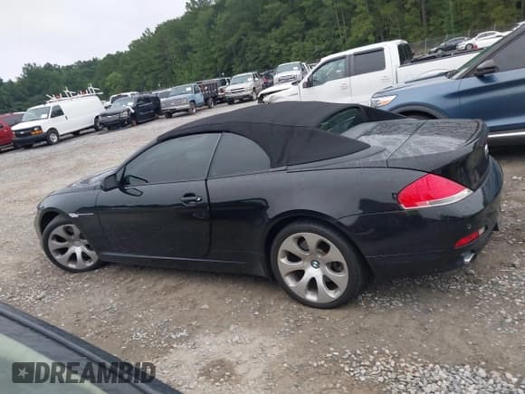 ✅ 2007 BMW 6 Series 650i • VIN: WBAEK13587CN72386 • Lot: 42799761. Wystawiony na IAAI z przebiegiem 149 395 mil. Bezpłatny archiwum sprzedaży aukcyjnych z USA i szczegółowy raport historii pojazdu na DreamBid. Zdjęcie 14.