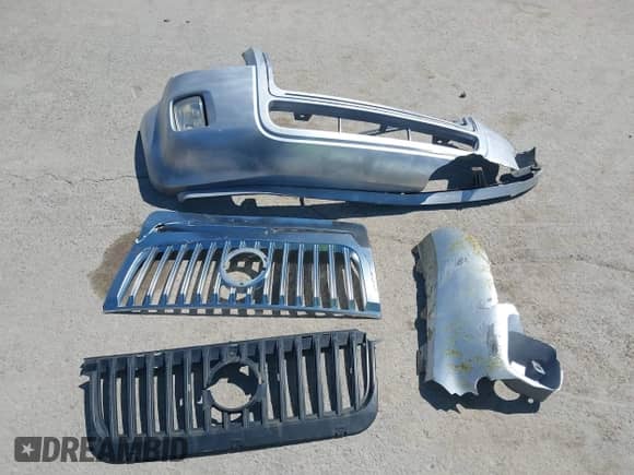 2010 Mercury Mariner Premier z VIN 4M2CN9HGXAKJ16116, wystawiony jako IAAI lot #43140056 z przebiegiem 194 370 mil mil oraz . Historia ofert i sprzedaży dostępna na DreamBid. Obrazek 12.