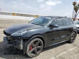 ✅ 2016 Porsche Cayenne GTS • VIN: WP1AD2A25GLA78205 • Lot: 68021815. Wystawiony na Copart z przebiegiem 137 891 mil. Bezpłatny archiwum sprzedaży aukcyjnych z USA i szczegółowy raport historii pojazdu na DreamBid. Zdjęcie 1.