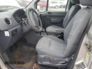 ✅ 2012 Ford Transit Connect XL • VIN: NM0LS7AN7CT093612 • Lot: 92098155. Wystawiony na Copart z przebiegiem 117 604 mil. Bezpłatny archiwum sprzedaży aukcyjnych z USA i szczegółowy raport historii pojazdu na DreamBid. Zdjęcie 7.