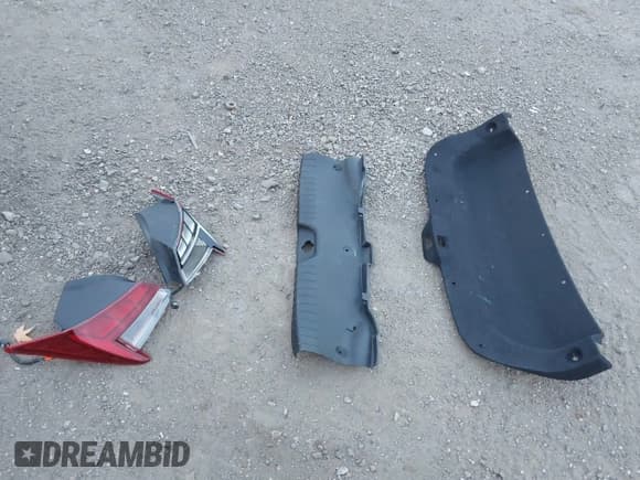 ✅ 2023 Hyundai Elantra Limited • VIN: KMHLN4AJ9PU041674 • Lot: 43568202. Listed on IAAI with 76,230 mi. Free auction sales archive from the USA and detailed vehicle history report at DreamBid. Image 12.