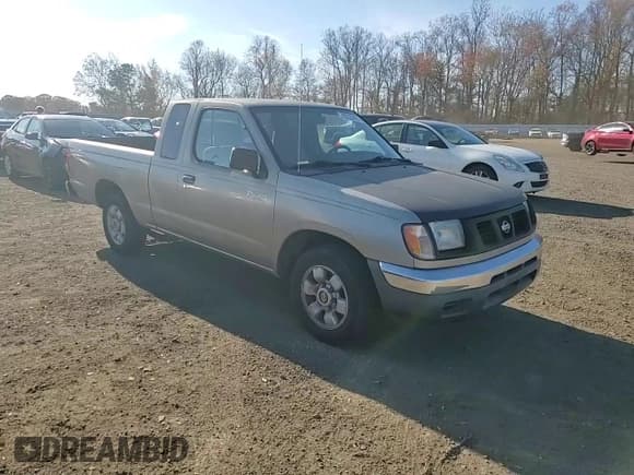 ✅ 2000 Nissan Frontier XE • VIN: 1N6DD26S4YC340673 • Lot: 92228425. Wystawiony na Copart z przebiegiem 113 656 mil. Bezpłatny archiwum sprzedaży aukcyjnych z USA i szczegółowy raport historii pojazdu na DreamBid. Zdjęcie 13.