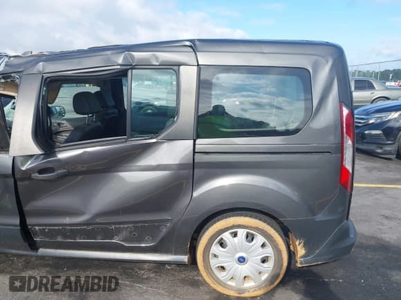✅ 2021 Ford Transit Connect XL • VIN: NM0GE9E26M1502359 • Lot: 42372698. Wystawiony na IAAI z przebiegiem 23 784 mil. Bezpłatny archiwum sprzedaży aukcyjnych z USA i szczegółowy raport historii pojazdu na DreamBid. Zdjęcie 21.