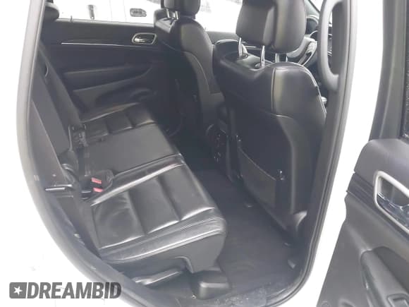 ✅ 2019 Jeep Grand Cherokee Limited • VIN: 1C4RJFBG8KC724246 • Lot: 43334513. Wystawiony na IAAI z przebiegiem 99 498 mil. Bezpłatny archiwum sprzedaży aukcyjnych z USA i szczegółowy raport historii pojazdu na DreamBid. Zdjęcie 8.