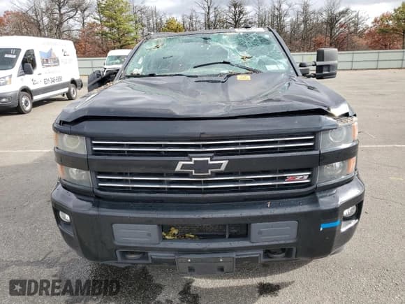✅ 2016 Chevrolet Silverado 2500HD LT • VIN: 1GC1KVE8XGF168827 • Лот: 85404635. Опубликован ранее на Copart с пробегом 177 260 миль. Бесплатный доступ к архиву аукционных продаж из США и подробный отчёт об истории автомобиля на DreamBid. Изображение 5.