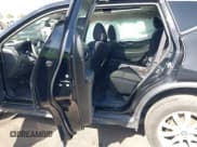 ✅ 2017 Nissan Rogue SL • VIN: 5N1AT2MT3HC730549 • Lot: 41614993. Listed on IAAI with 108,280 mi. Free auction sales archive from the USA and detailed vehicle history report at DreamBid. Image 8.