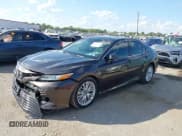 ✅ 2018 Toyota Camry SE • VIN: 4T1B11HK2JU523754 • Лот: 43407354. Опубликован ранее на IAAI с пробегом 76 210 миль. Бесплатный доступ к архиву аукционных продаж из США и подробный отчёт об истории автомобиля на DreamBid. Изображение 2.