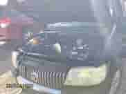 2005 Mercury Mariner Luxury z VIN 4M2YU561X5DJ15381, wystawiony jako IAAI lot #41295590 z przebiegiem 215 077 mil mil oraz . Historia ofert i sprzedaży dostępna na DreamBid. Obrazek 10.