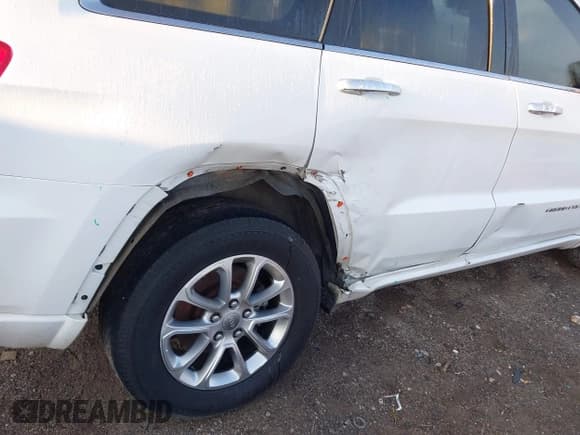 ✅ 2014 Jeep Grand Cherokee Overland • VIN: 1C4RJFCG1EC195516 • Lot: 43259305. Listed on IAAI with 230,199 mi. Free auction sales archive from the USA and detailed vehicle history report at DreamBid. Image 6.