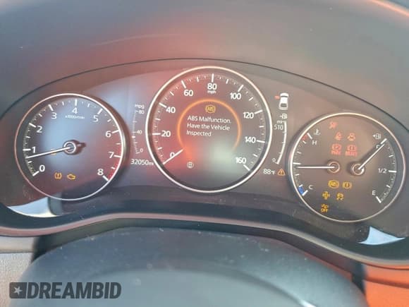 ✅ 2021 Mazda 3 Premium • VIN: JM1BPAML4M1306651 • Lot: 95499275. Listed on Copart with 32,050 mi. Free auction sales archive from the USA and detailed vehicle history report at DreamBid. Image 9.