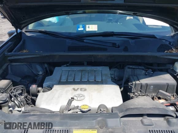 ✅ 2011 Toyota Highlander • VIN: 5TDBK3EH9BS050298 • Lot: 43085445. Listed on IAAI with 139,025 mi. Free auction sales archive from the USA and detailed vehicle history report at DreamBid. Image 10.