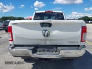 ✅ 2020 Ram 2500 Big Horn • VIN: 3C6UR5DL4LG159992 • Лот: 43847686. Опубликован ранее на IAAI с пробегом 321 334 миль. Бесплатный доступ к архиву аукционных продаж из США и подробный отчёт об истории автомобиля на DreamBid. Изображение 6.