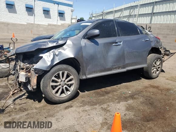 ✅ 2016 Nissan Pathfinder Platinum • VIN: 5N1AR2MM0GC619284 • Lot: 67822185. Listed on Copart with Not provided. Free auction sales archive from the USA and detailed vehicle history report at DreamBid. Image 1.