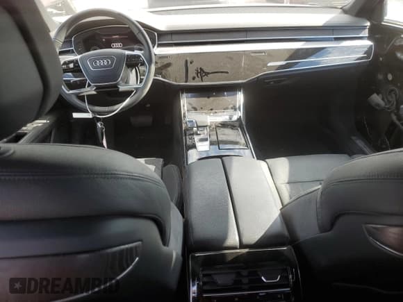 ✅ 2022 Audi A8 • VIN: WAULDAF89NN006262 • Lot: 57478025. Wystawiony na Copart z przebiegiem 13 020 mil. Bezpłatny archiwum sprzedaży aukcyjnych z USA i szczegółowy raport historii pojazdu na DreamBid. Zdjęcie 8.