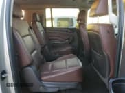 ✅ 2015 Chevrolet Suburban LTZ • VIN: 1GNSKKKC2FR127429 • Lot: 77173054. Wystawiony na Copart z przebiegiem 134 288 mil. Bezpłatny archiwum sprzedaży aukcyjnych z USA i szczegółowy raport historii pojazdu na DreamBid. Zdjęcie 11.