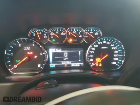 ✅ 2015 Chevrolet Silverado 2500HD LT • VIN: 1GC1KVE81FF527397 • Lot: 51275275. Listed on Copart with 203,323 mi. Free auction sales archive from the USA and detailed vehicle history report at DreamBid. Image 9.