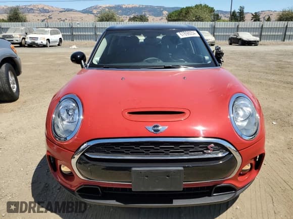 ✅ 2017 MINI Clubman Cooper S • VIN: WMWLN9C30H2E50417 • Лот: 67898054. Опубликован ранее на Copart с пробегом 24 135 миль. Бесплатный доступ к архиву аукционных продаж из США и подробный отчёт об истории автомобиля на DreamBid. Изображение 5.