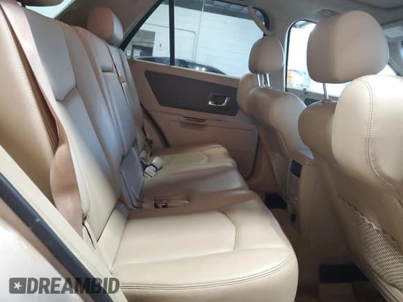 ✅ 2006 Cadillac SRX • VIN: 1GYEE637160138216 • Lot: 71211934. Wystawiony na Copart z przebiegiem 110 286 mil. Bezpłatny archiwum sprzedaży aukcyjnych z USA i szczegółowy raport historii pojazdu na DreamBid. Zdjęcie 12.